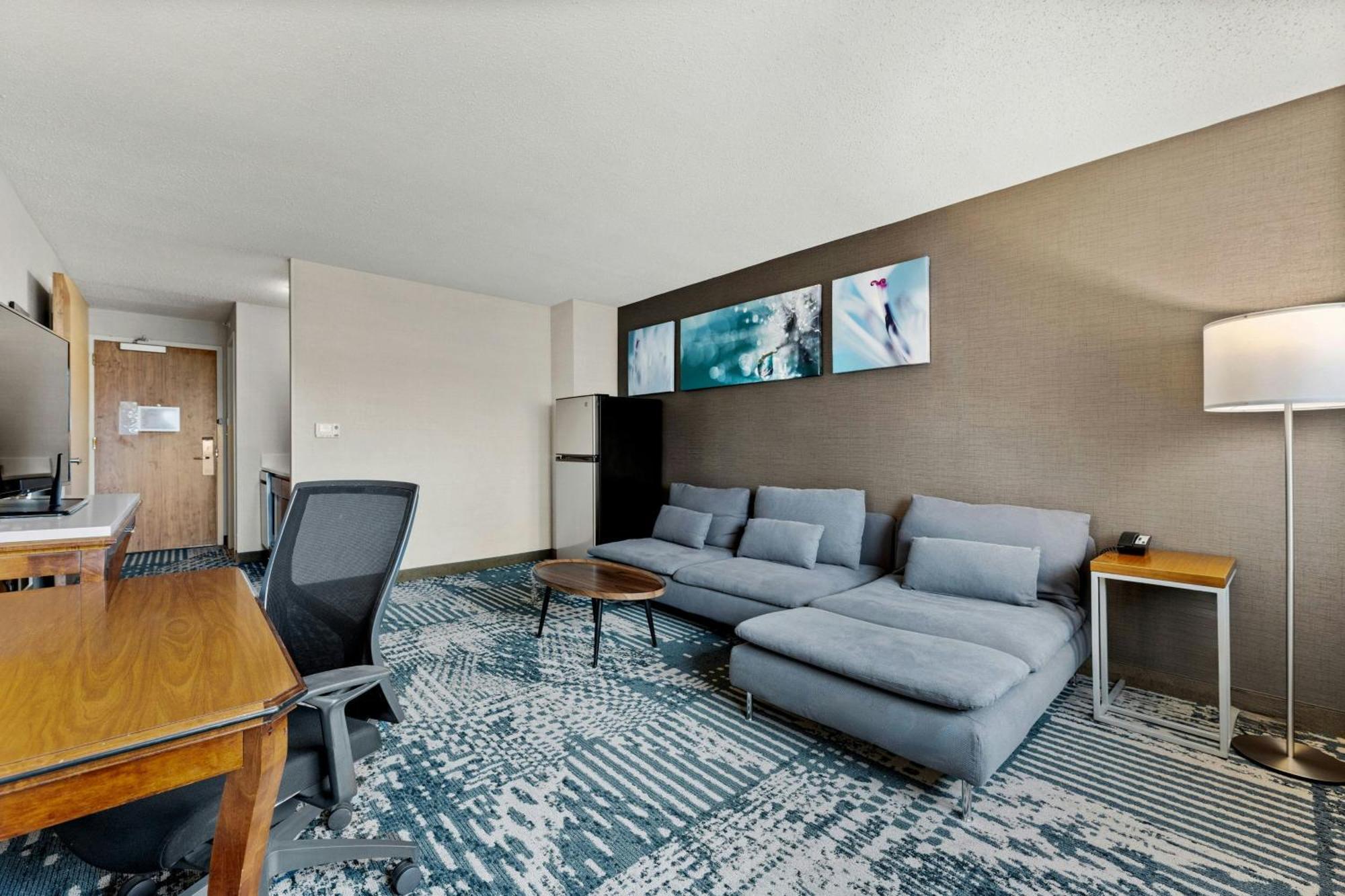 Delta Hotels By Marriott Mount Pleasant Racine Exterior foto